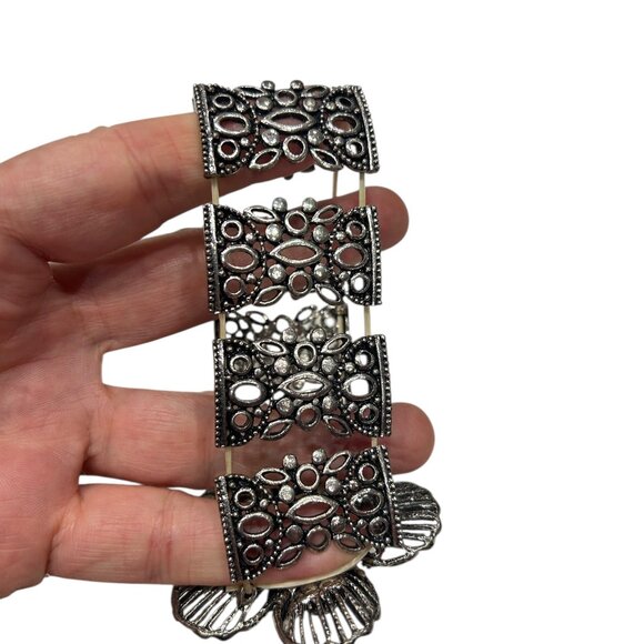 Vintage Diamanté Flower Hinged Bangle Bracelet Burnished Silver Art Deco Bold - Picture 7 of 8